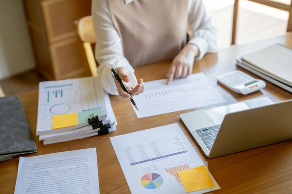 Simplifiez vos devis et factures avec un logiciel dédié bâtiment